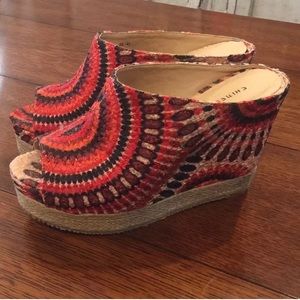 Chinese Laundry Wedges